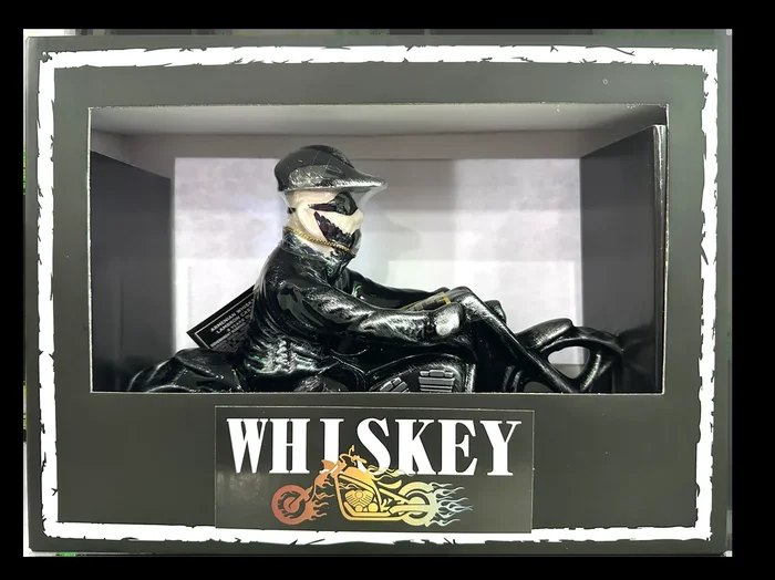 APOLLO MOTORCYCLE FIGURINE WHISKEY XO ARMENIA 8YR 375ML