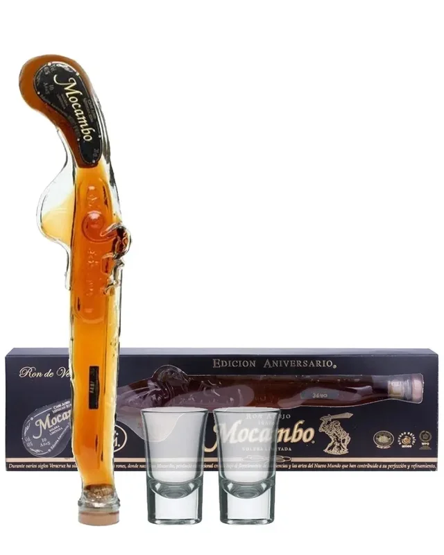 Mocambo Anejo 10 Year Old Rum Pistol with 2 Glasses, 20 cl